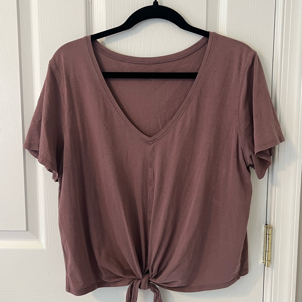 Lululemon bundle! Size 10-12